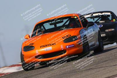 media/Oct-26-2025-CalClub SCCA (Sun) [[8ce1e69566]]/Group 5/Grapevine/